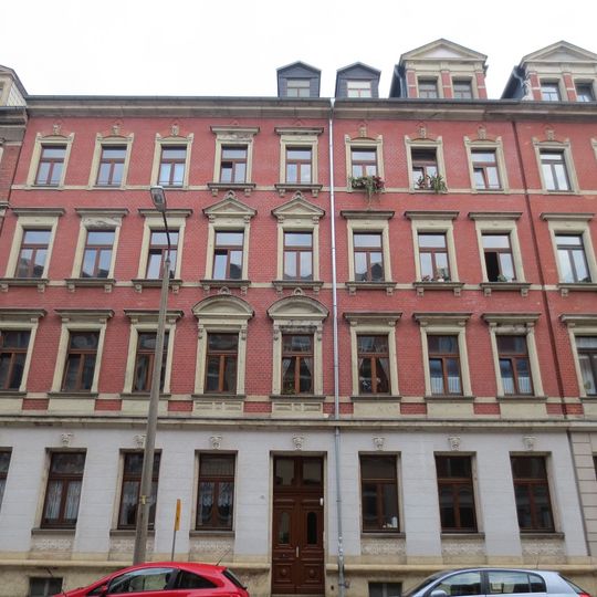 Mietshaus in geschlossener Bebauung Georgstraße 50