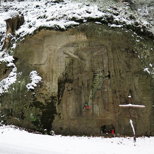 Skalní reliéf Ukřižování