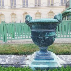 Vase aux satyres