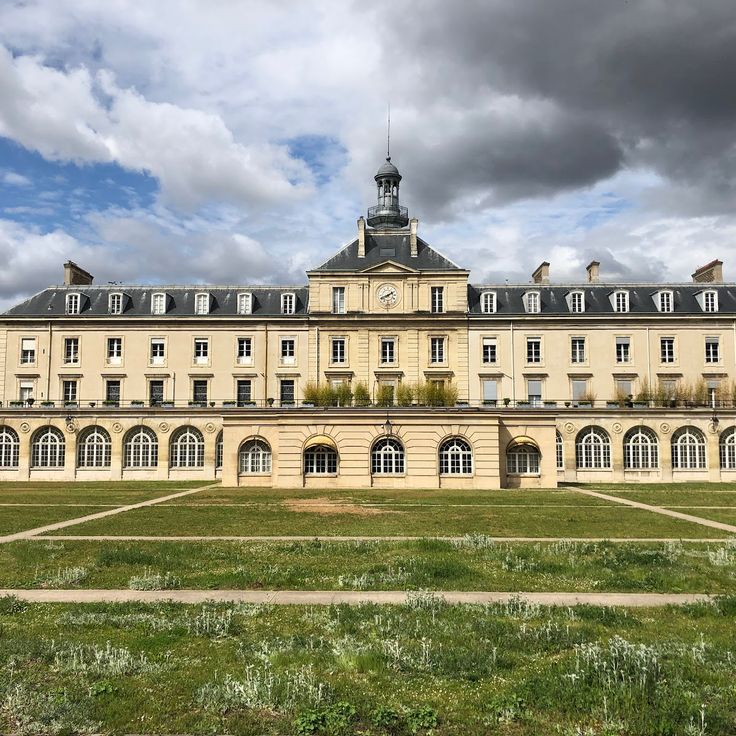 Bégin Military Teaching Hospital