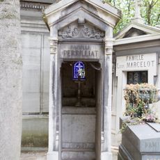 Grave of Perrilliat