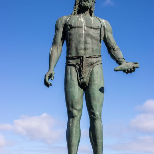Statue of Romen, Candelaria