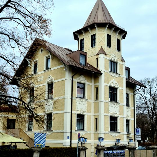 Vorstadtvilla, jetzt Gasthaus