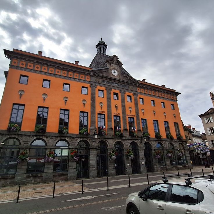 Place de l'Hôtel de Ville