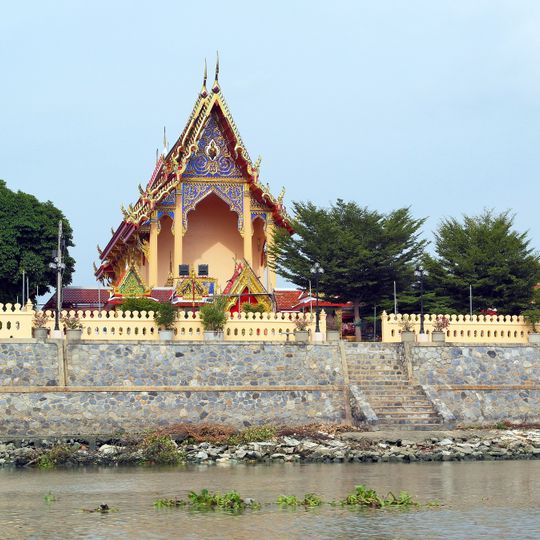 Wat Phichai Songkhram