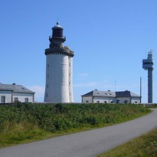 Stiff lighthouse
