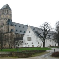 Ehemaliges Benediktinerkloster, später Schloss Schloßberg 11; 12