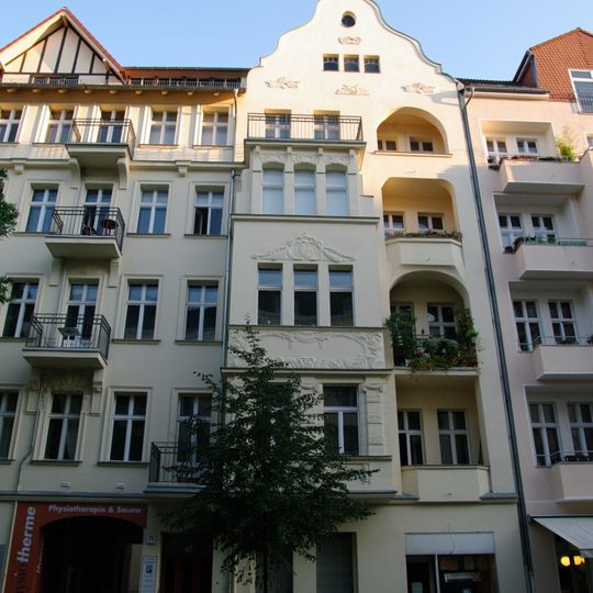 Belziger Straße 69