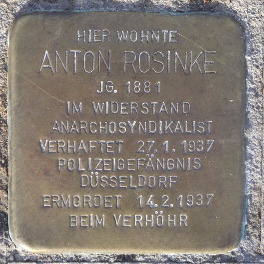 Stolperstein en memoria de Anton Rosinke