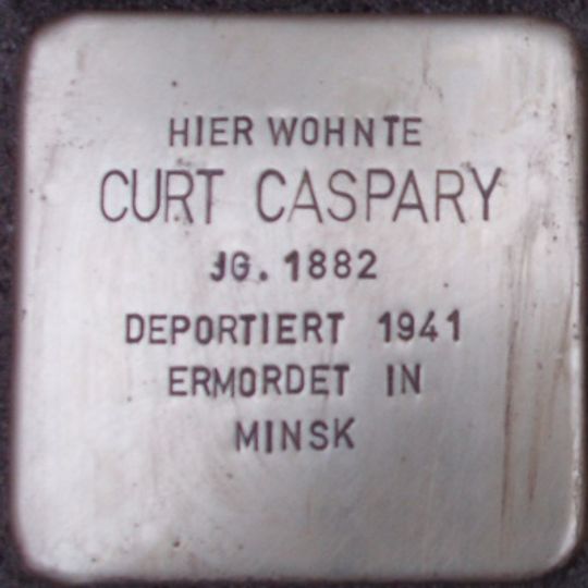 Stolperstein en memoria de Curt Caspary