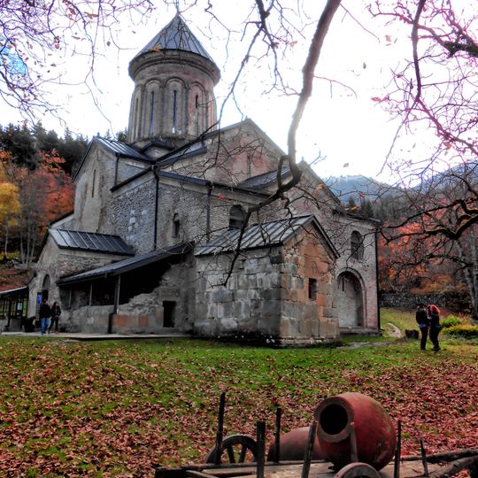 Monasterio Kintsvisi
