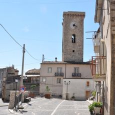 Borgo fortificato e torre