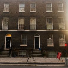 172-176, Lansdowne Drive E8