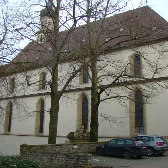 Baumgruppe bei der Dominikaner Kirche