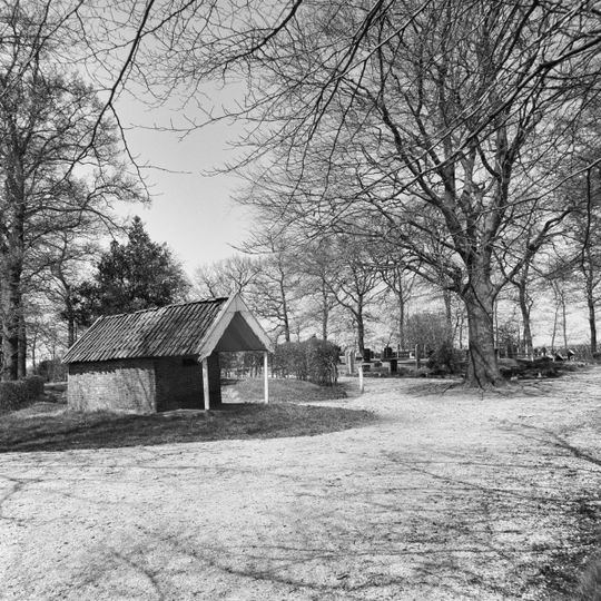 Baarhuisje Begraafplaats Roderwolde