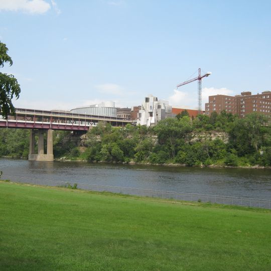 East Washington Avenue Bridge