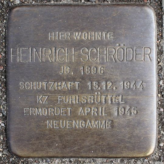 Stolperstein en memoria de Heinrich Schröder
