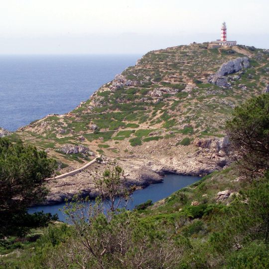 N'Ensiola Lighthouse