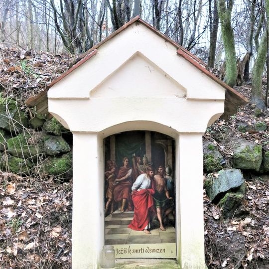 Kaplička I. zastavení křížové cesty u Ostrého