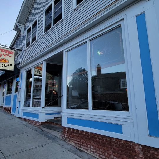 Mystic Pizza