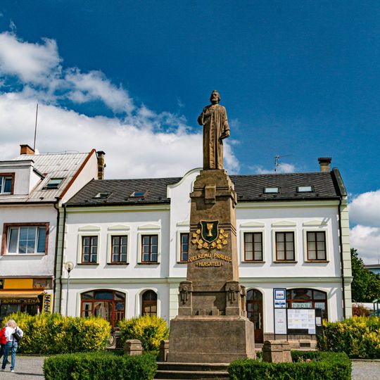 Statue of Jan Hus in Vamberk