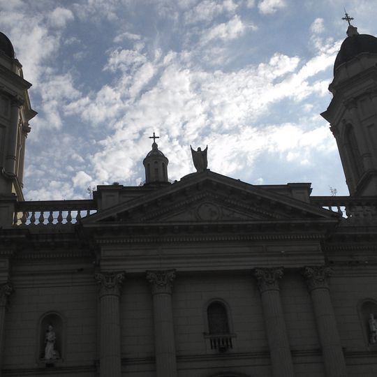Templo Nuestra Sra. del Rosario - Parroquia de San Pedro Apóstol