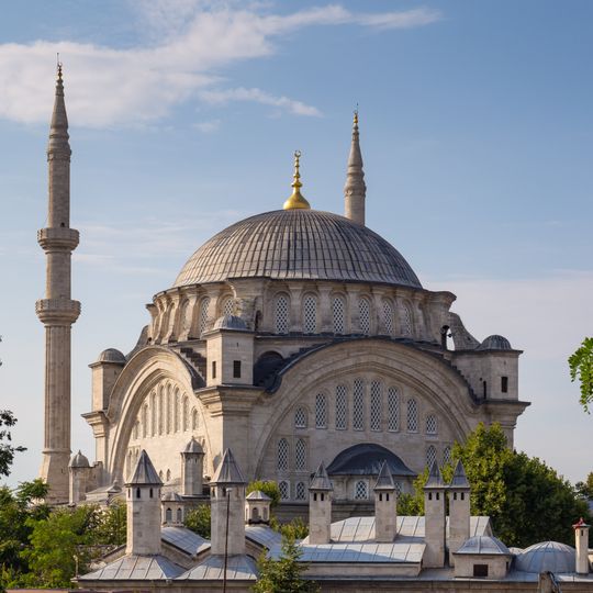 Nuruosmaniye Mosque