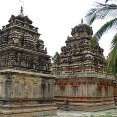 Ramalingeshwara group of temples, Avani