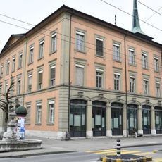 Municipal administration / former primary and secondary school building
