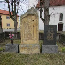 Pomníky padlým v Ratibořických Horách