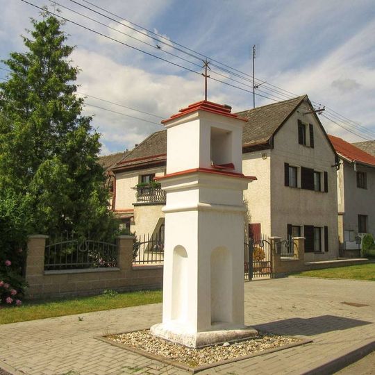 Boží muka v Benkově na křižovatce