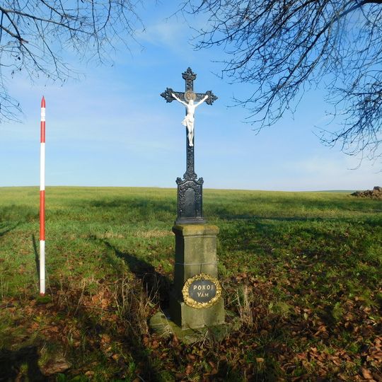 Kříž pod Bukovcem západně od Vysoké Studnice