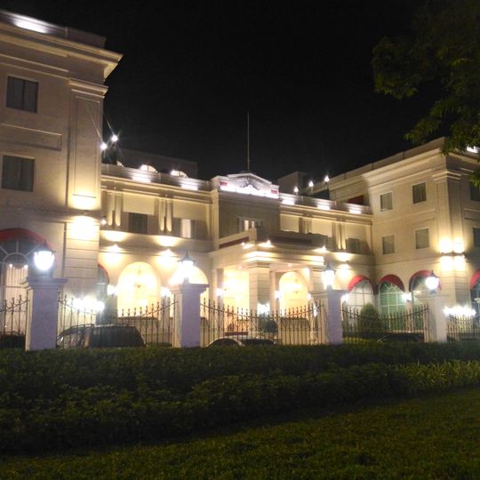 Rizal Park Hotel