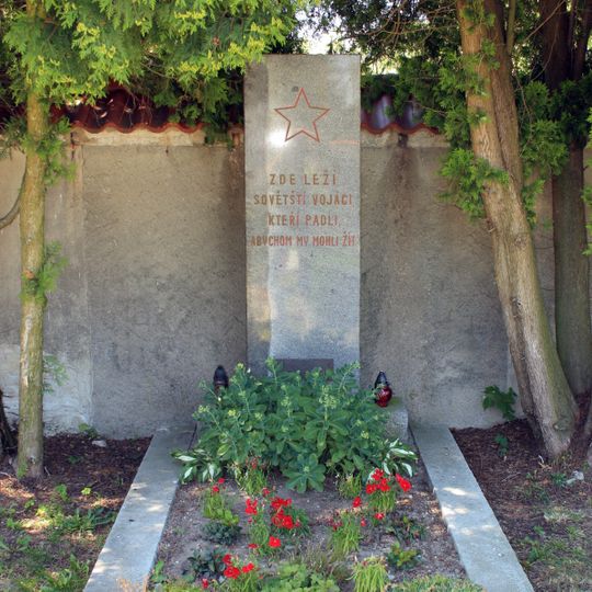 Hrob sovětských vojínů