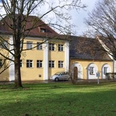Building Abteistraße 2/3 of Weisenau Abbey