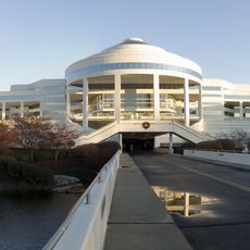 800 Westchester Avenue