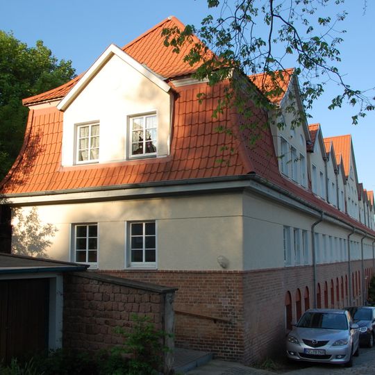 Zwergkuhle 2, 3