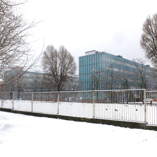 Budynek przy ulicy Pawińskiego 17/21