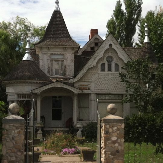 Pierce–Borah House