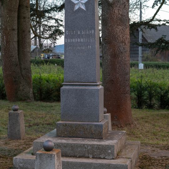 Pomník rudoarmějců v Horní Lipce