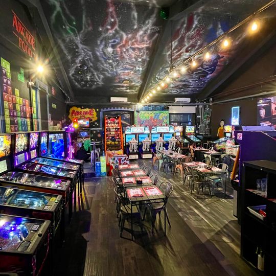 Arcade and food
