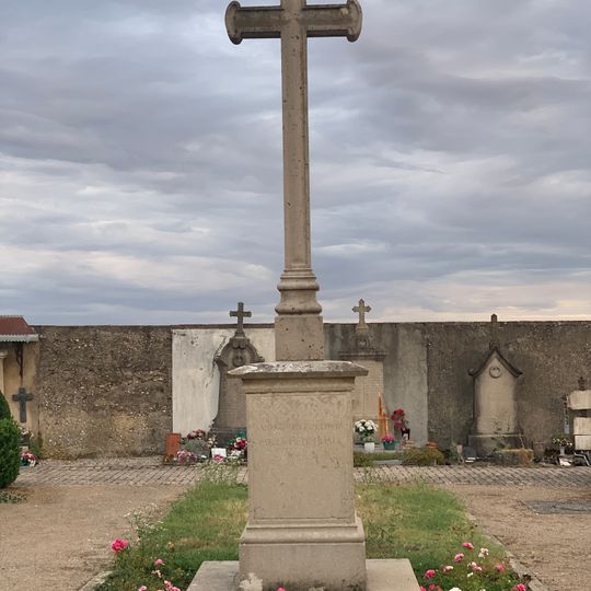 Cemetery cross of Bourg-Saint-Christophe
