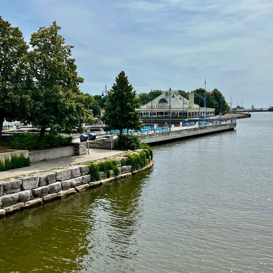 Snug Harbour