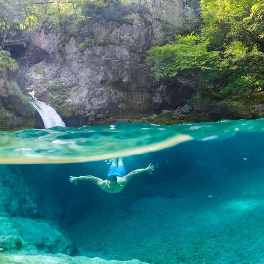 Blaues Auge von Theth