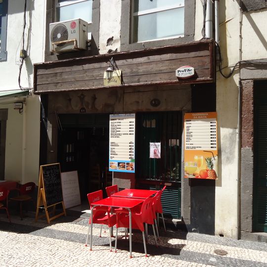 Gebäude Rua Direita, n.º 44