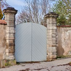 Einfriedung Nähe Schloßstraße; Schloßstraße 37a; Schloßstraße 37b; Schloßstraße 39 in Ansbach