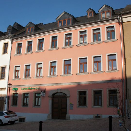 Portal eines Wohnhauses Altmarkt 3