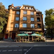 Mietshaus Wiesbadener Straße 16 Südwestkorso