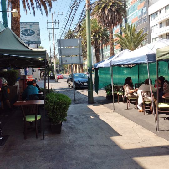 Los Bisquets Obregon