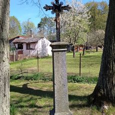Wayside cross